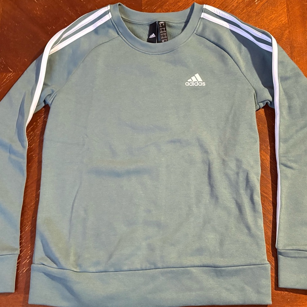 Adidas Sweater